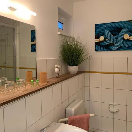 Inselquartett - Inkl Waeschepaket - Naehe Aok-klinik Apartment *