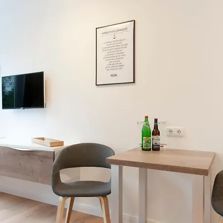 Inselquartett - Inkl Wäschepaket - Nähe Aok-klinik Wiek auf Rügen