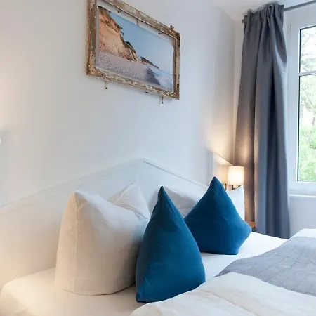 Inselquartett - Inkl Waeschepaket - Naehe Aok-klinik Apartment